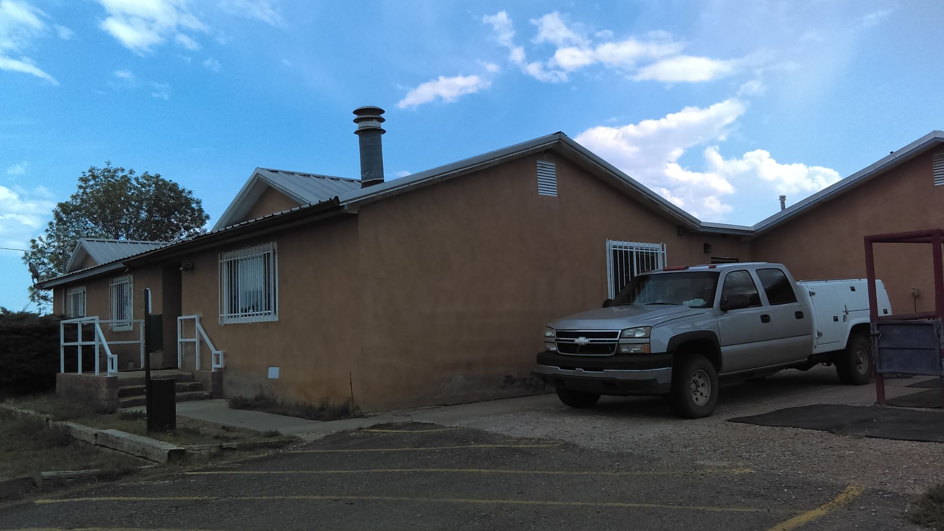 Edgewood, NM 87015 Veterinarians Western Trails Veterinary Hospital